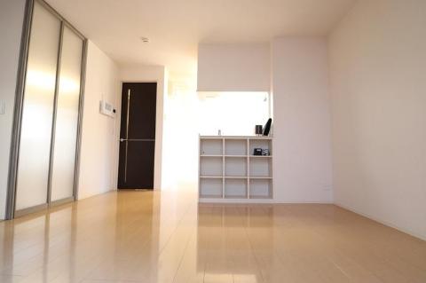 居室・リビング　対面キッチン仕様のLDK