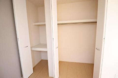 収納　クローゼット