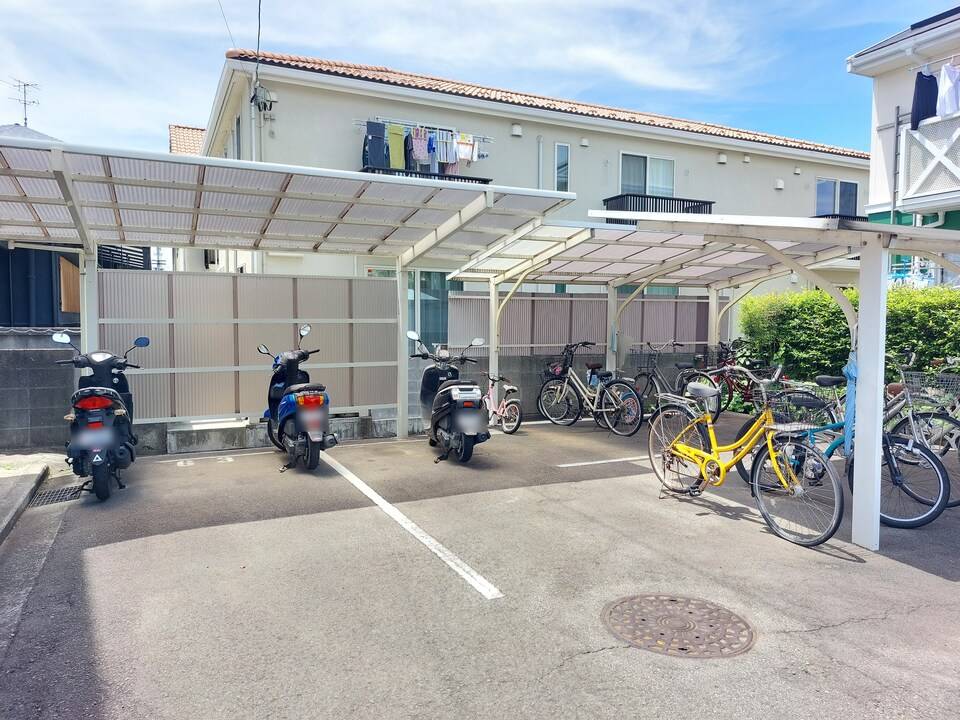 駐車場　駐輪場