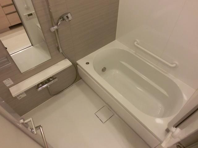 バス・シャワールーム　一坪バス　追焚　浴室乾燥機