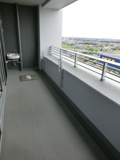 バルコニー　バルコニー水道付