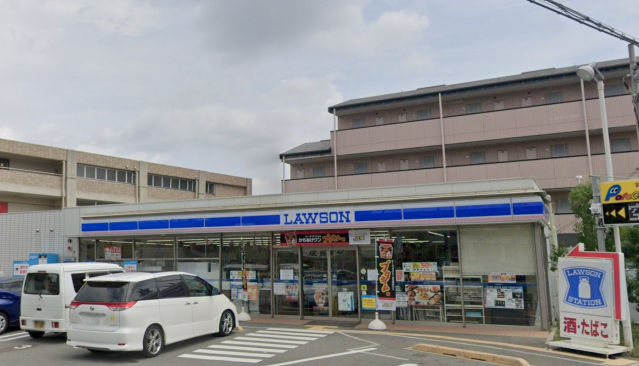 コンビニ　ローソン新御堂筋上新田店（コンビニ）まで299m