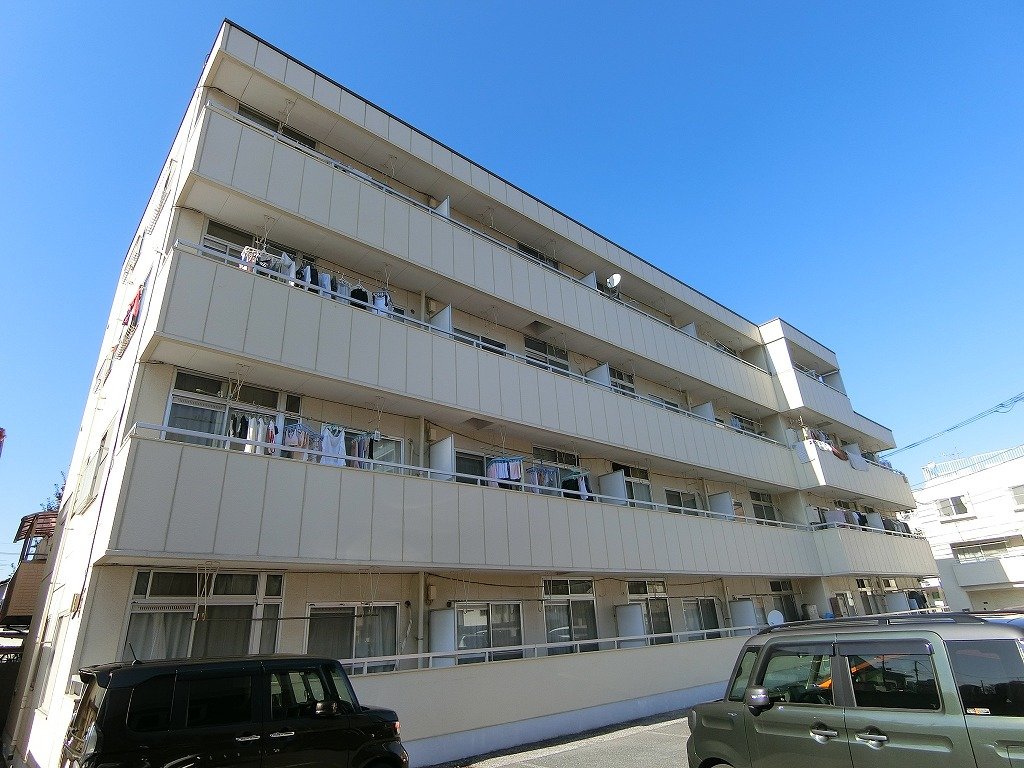 建物外観　外観綺麗　市川第２マンション　ネコちゃんのみ飼育相談可