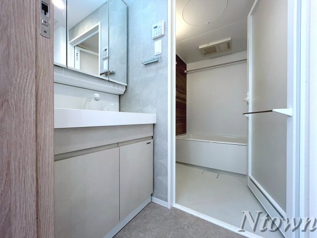 洗面設備　忙しい朝には欠かせない洗面所です