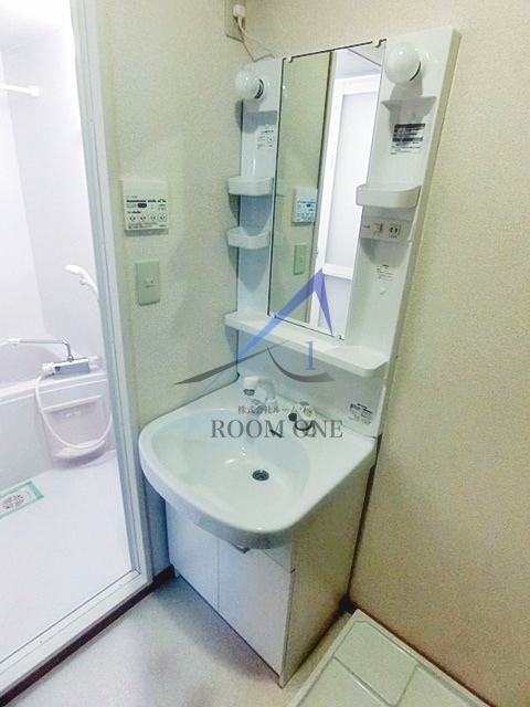 洗面設備　洗面台です。