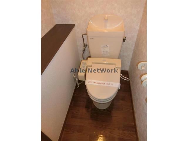 西尾市 10階建 築26年のトイレ写真
