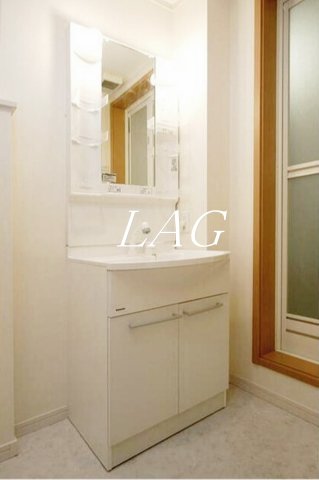 洗面設備　洗面台です。