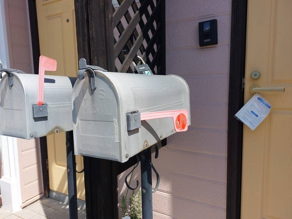 エントランス　ポスト