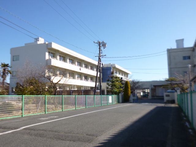 小学校　岐南町立東小学校（小学校）まで1860m