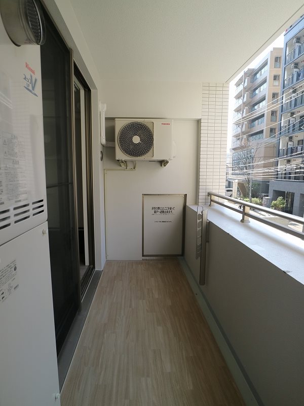 バルコニー　※別間取り参考写真