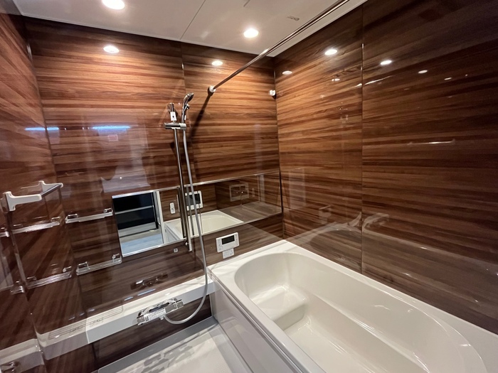 バス・シャワールーム