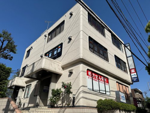 ドラックストア　ウエルシア 薬局国立谷保店（ドラッグストア）まで594m