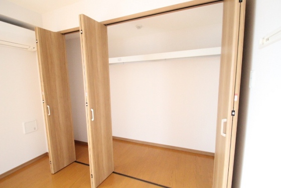 収納　※別部屋の写真です