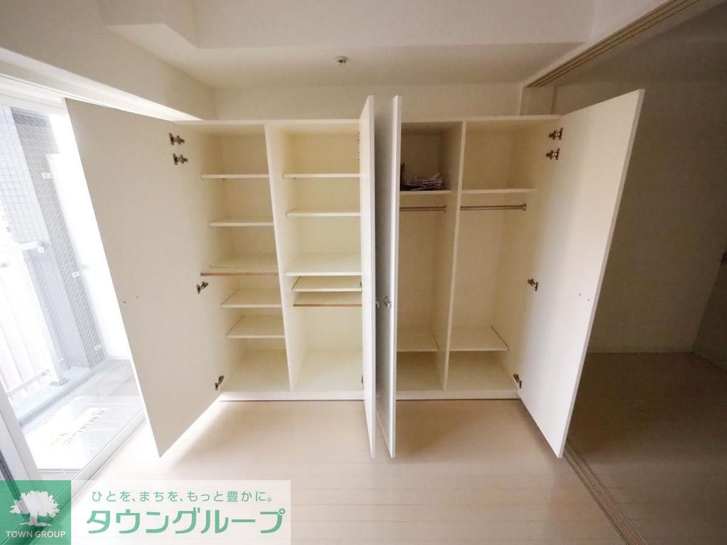 収納　同物件別部屋写真