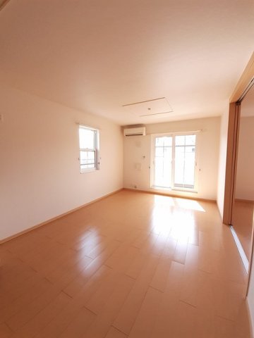 居室・リビング　ゆったりとしたリビングです