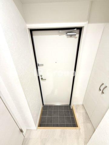 ルミナス西日暮里の玄関写真
