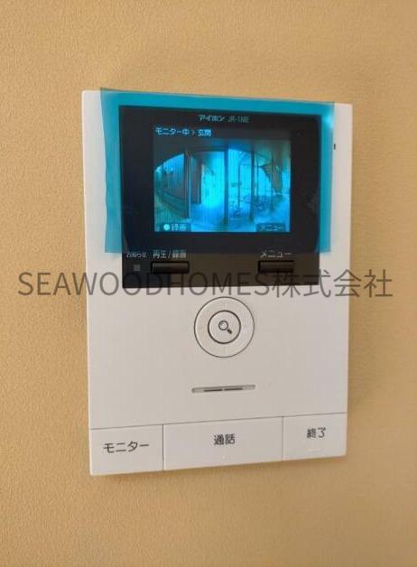 セキュリティ　モニター付きインターホンで急な来客でも安心です。