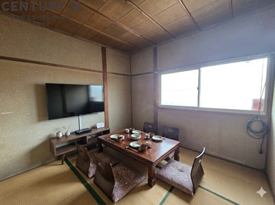 居室・リビング　画像中の家具はAIにより配置加工されているため付属しません