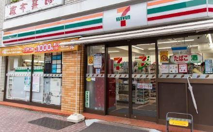 コンビニ　セブンイレブン 南麻布店（コンビニ）まで449m
