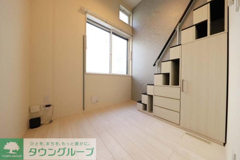 東武東上線 上板橋駅 徒歩10分 2階建 築2年の居間写真