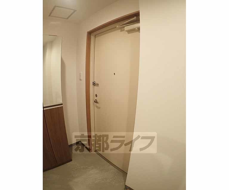 その他設備　しっかりとしたドアです。