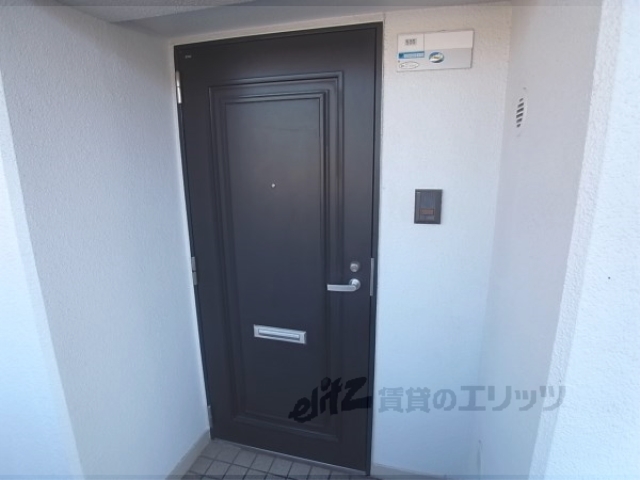 エスペランサー弥生の玄関写真
