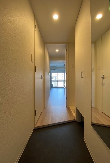 セレニテ中崎町リアンの玄関写真