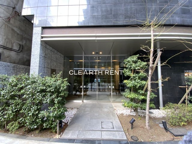 エントランス　多忙な毎日にゆとりをもたらす、都心利便と充実設備の融合。