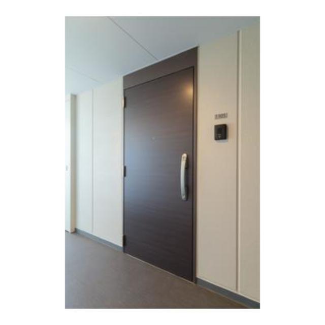 玄関　※写真は同タイプ住戸です。