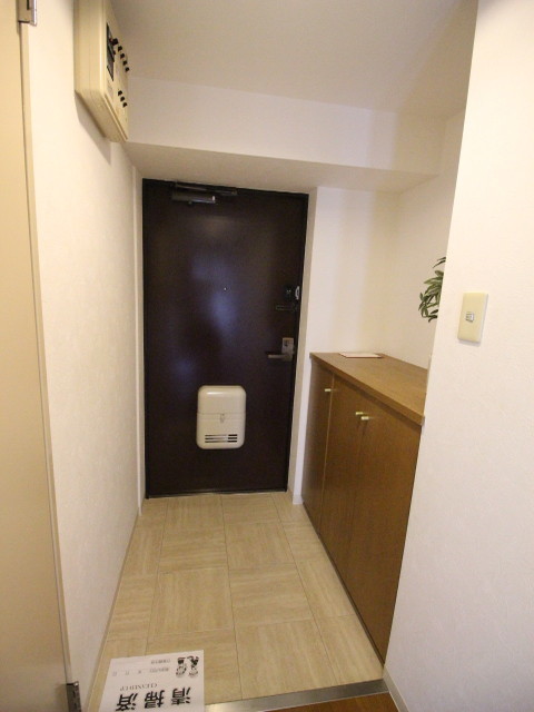 高橋ガーデンロイヤルの玄関写真