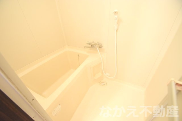 バス・シャワールーム　日々の疲れを癒すお風呂付です