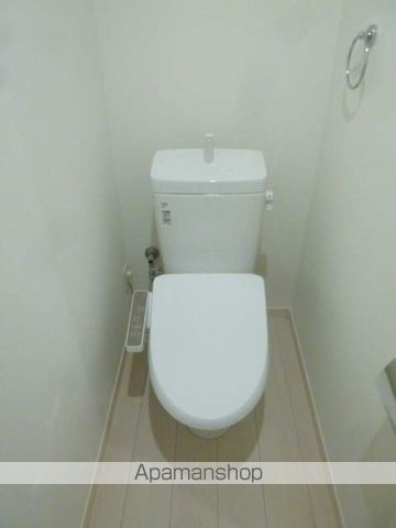 地下鉄名城線 平安通駅 徒歩4分 4階建 築10年のトイレ写真