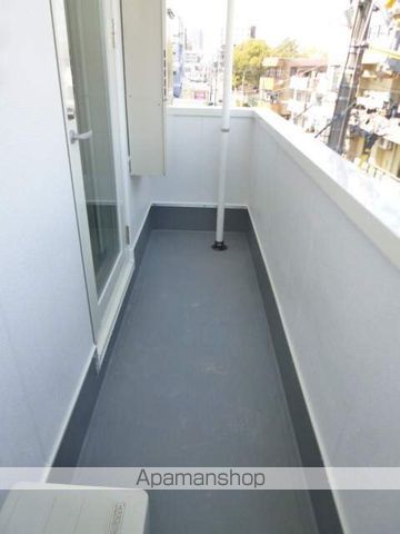 地下鉄名城線 平安通駅 徒歩4分 4階建 築10年の内装写真