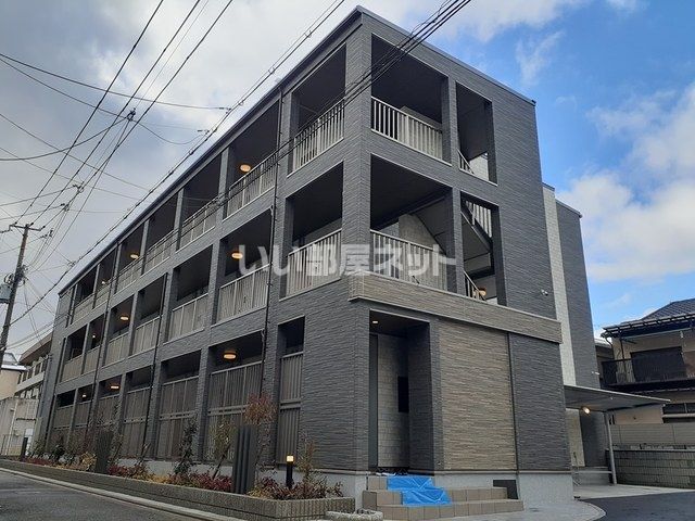 ヴァロ伏見稲荷