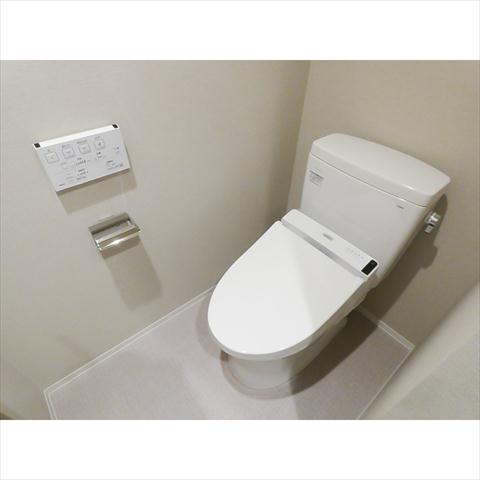 LIBR GRANT 西新宿EASTのトイレ写真