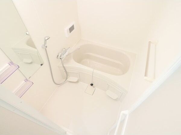 Grandtic Toveの風呂写真