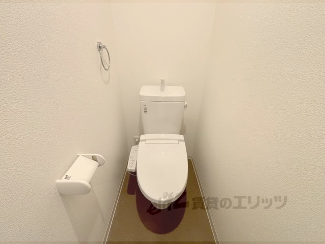ジーメゾン大和郡山ルプレのトイレ写真