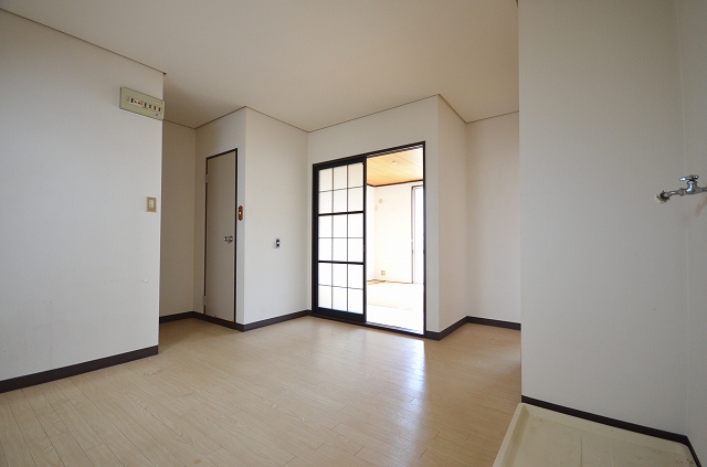 居室・リビング　別号室の写真です。