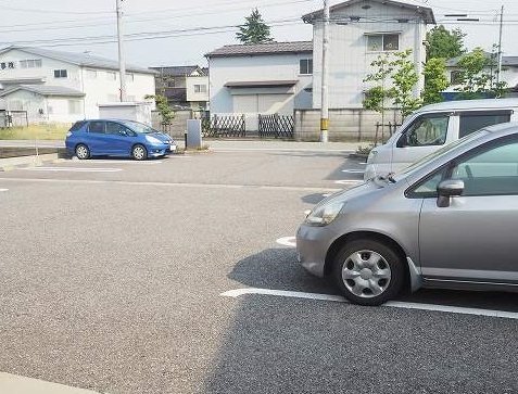 【Ｇ １町村の駐車場】