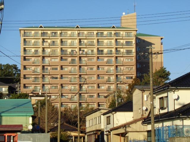 ノバハイツ日和山公園の建物外観