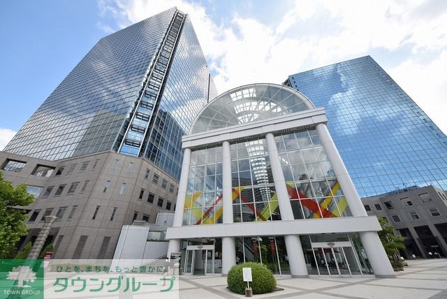 【港区海岸のマンションのショッピングセンター】