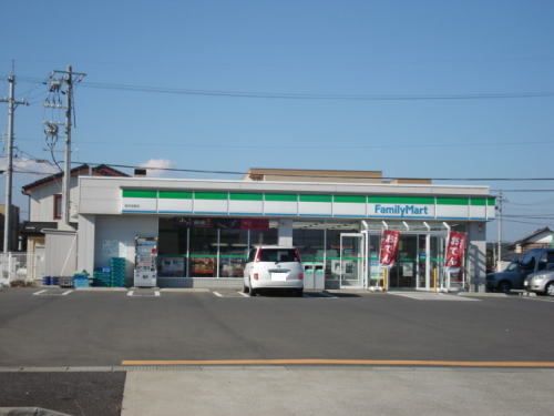 コンビニ　ファミリーマート 福井高柳店（コンビニ）まで800m