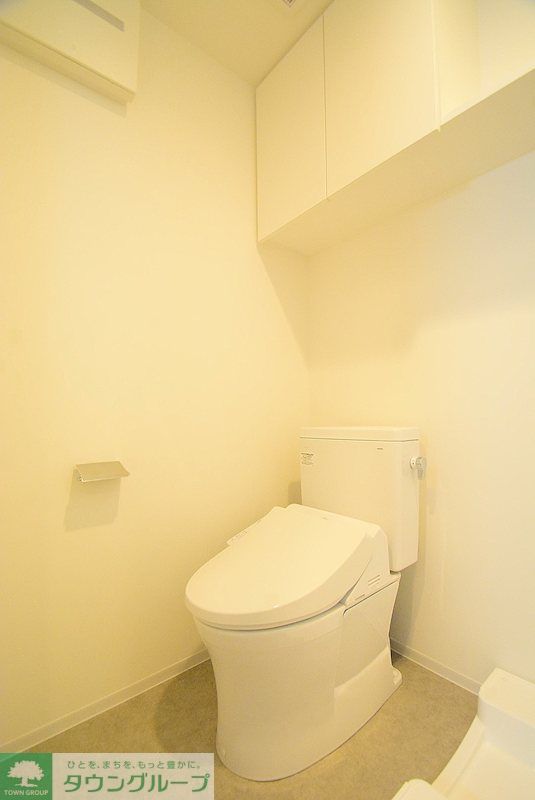 トイレ　※カラータイプ異なります。