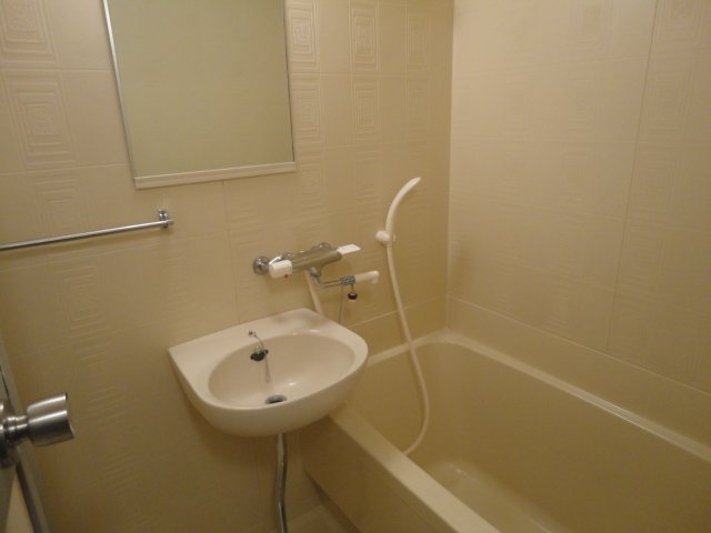 バス・シャワールーム　バス（イメージ）