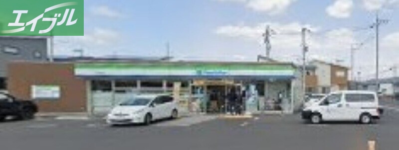 コンビニ　ファミリーマート岡山福富中店（コンビニ）まで445m