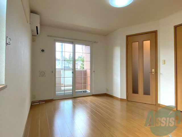 その他部屋・スペース　寝室はございませんがベッドも置けるスペースあります。