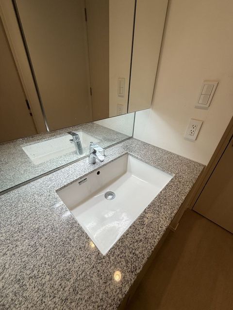 洗面設備　独立洗面台