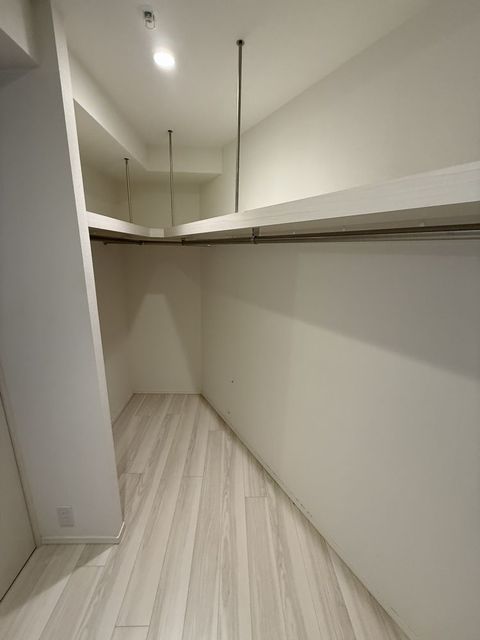 収納　ウォークインクローゼット