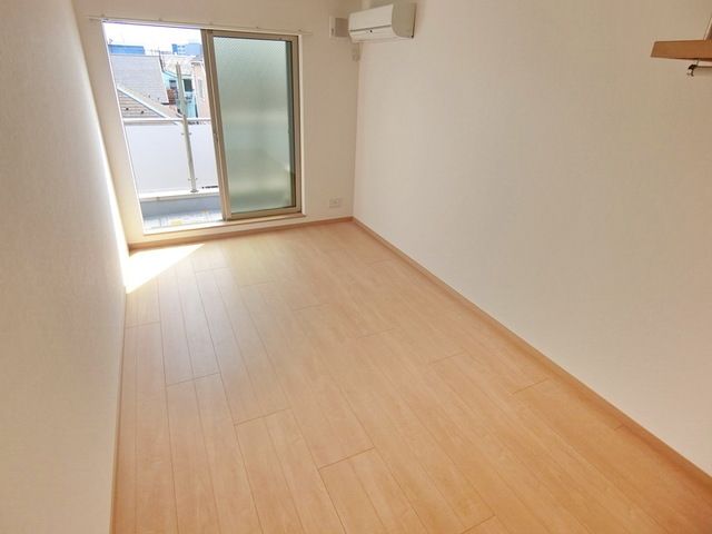 居室・リビング　☆7.2帖の洋室☆