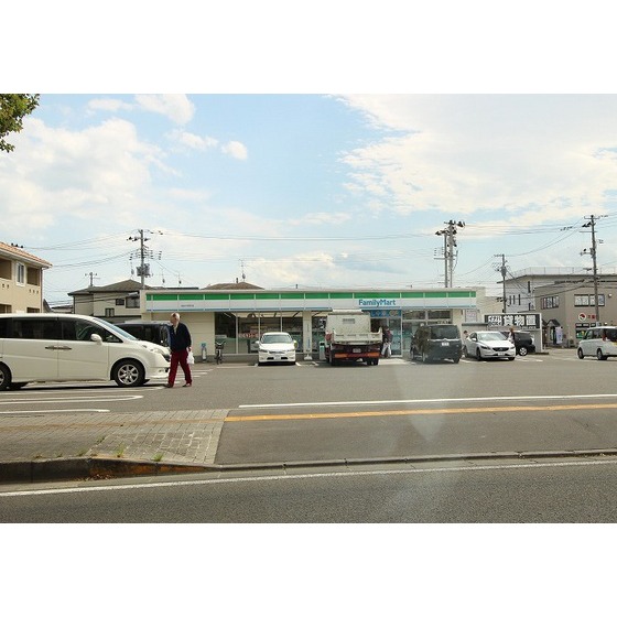 コンビニ　ファミリーマート仙台大和町店（コンビニ）まで310m